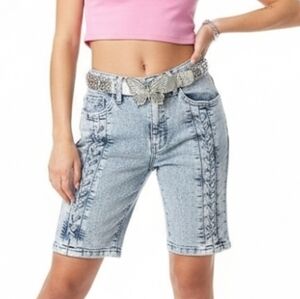 Y2K Venus Shorts Bermuda‎ Size 4 Acid Wash Denim Lace Up Accent Front Women's